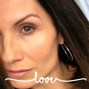 Meet your Posher, Cecilia